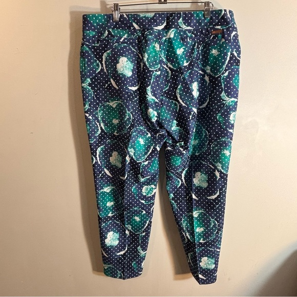 ADIDAS Golf Sz XL Floral Polka Dot Pull on Capri Pants in Blue and Green NEW - Picture 6 of 13